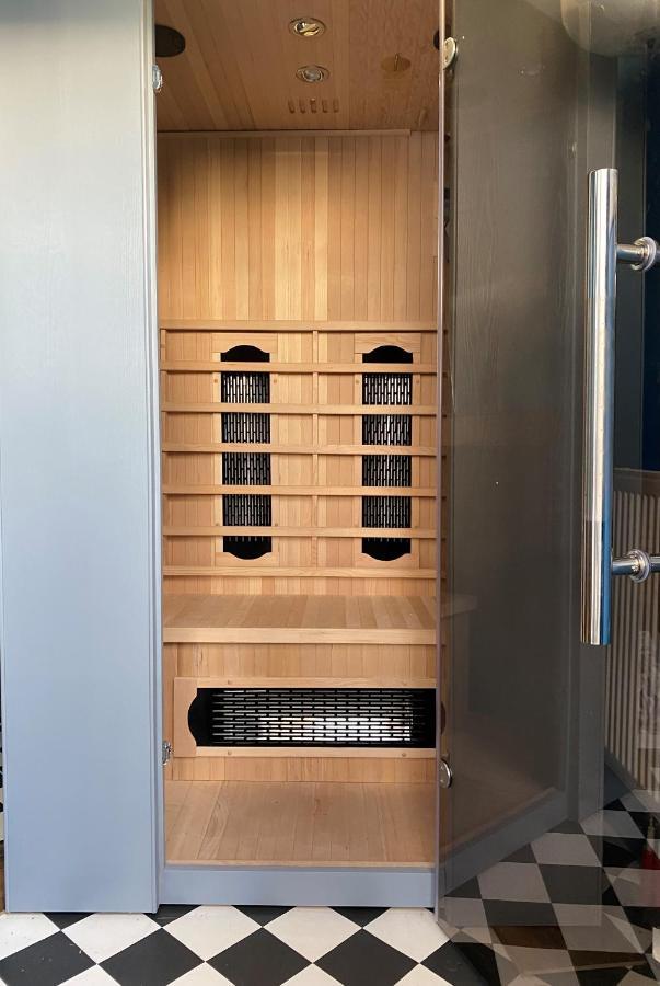 Sfeervol Boschalet 5 Persoons Met Sauna Voorthuizen Exteriér fotografie
